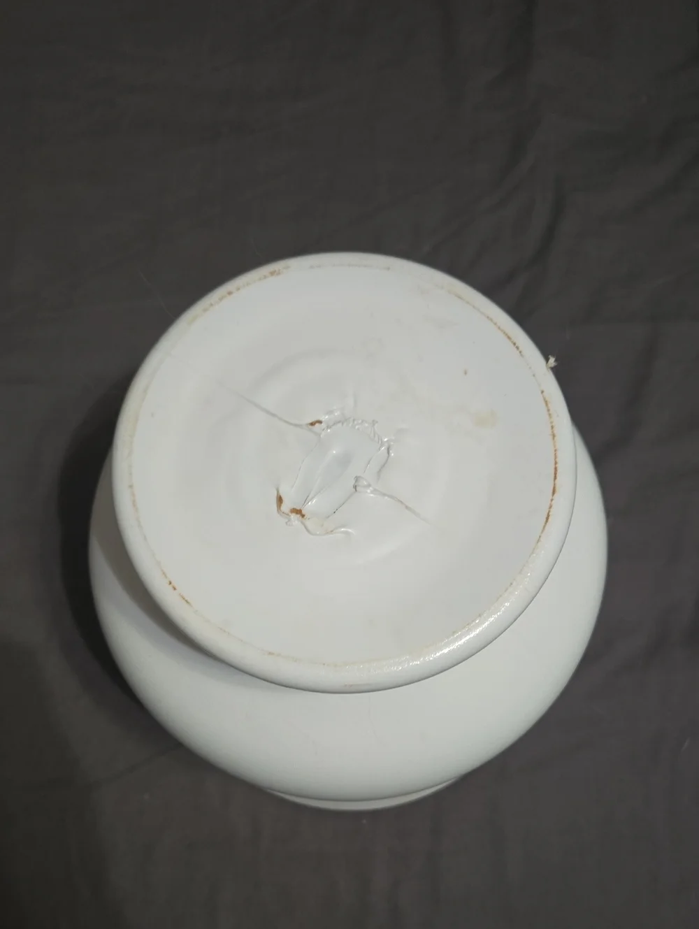 White Hard Plastic Accent Vase